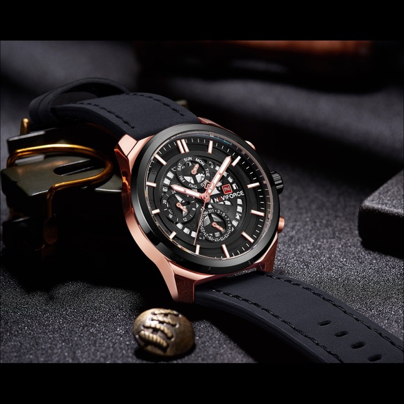 Watch - Picture 2 of 6